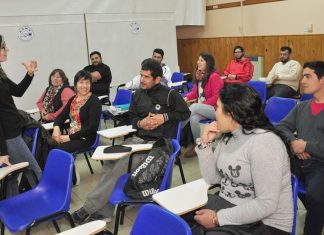 AOMA reanudó con su comisión las clases del Fines 2