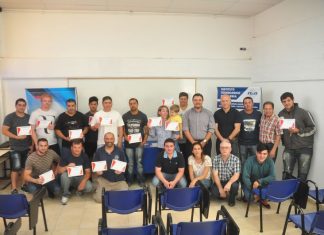 Los trabajadores mineros recibieron sus certificados de capacitación